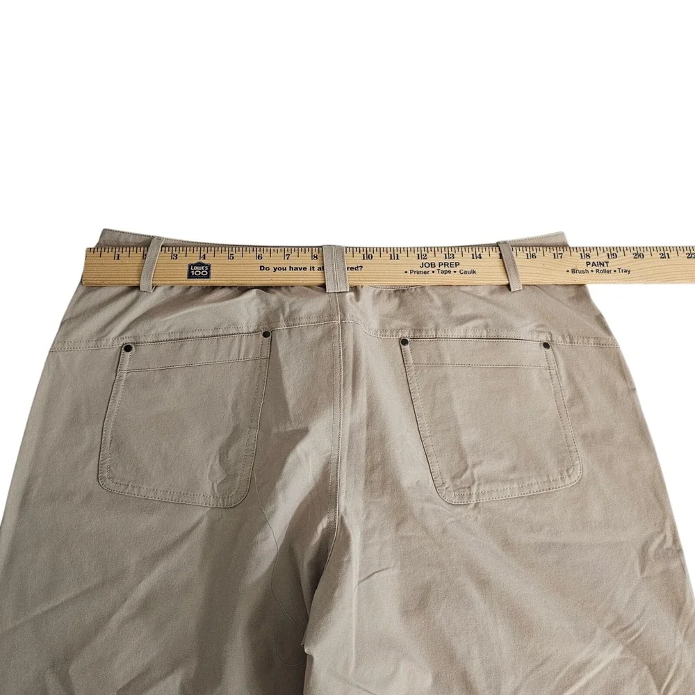 Willit Active Wear‎ Shorts Size 14 UPF 50+ Quick Dry NWT Hiking Beach Casual